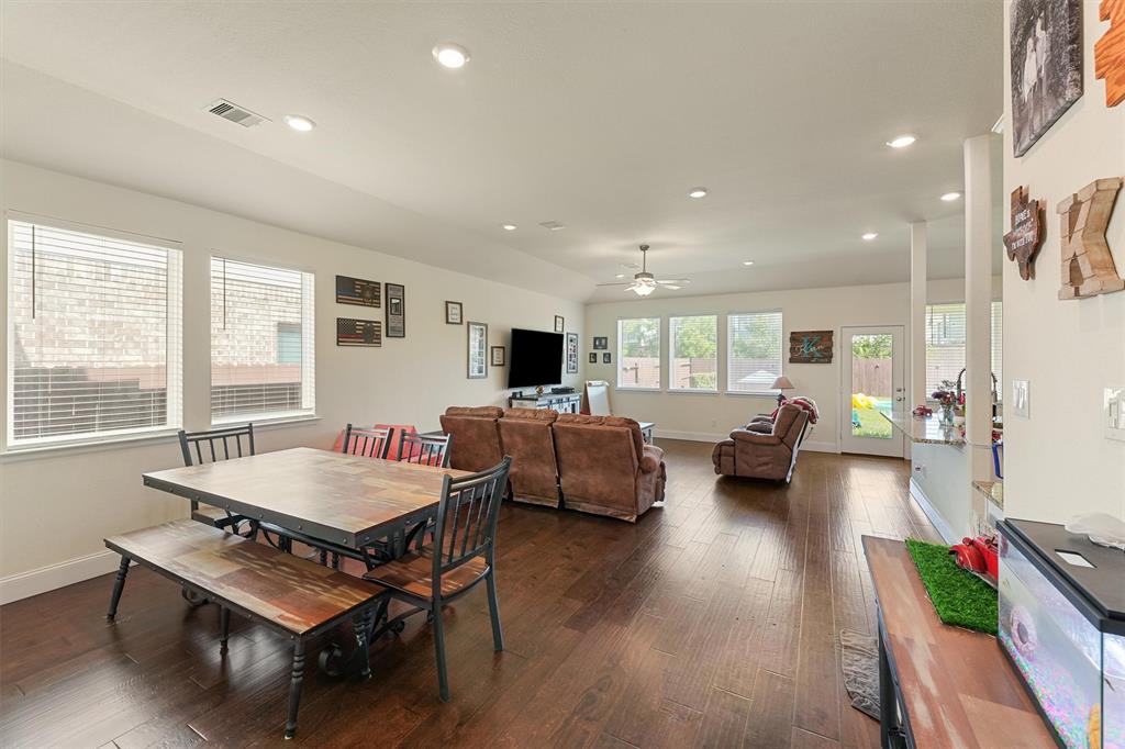12215 Skene Bend Drive, Humble, Texas image 5