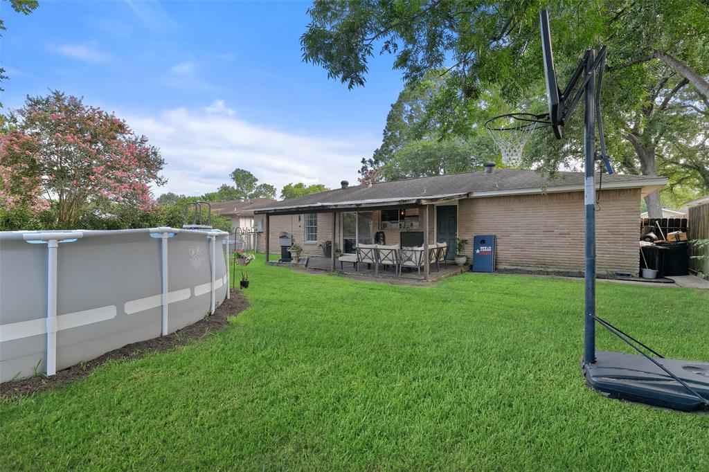 16819 David Glen Drive, Friendswood, Texas image 24