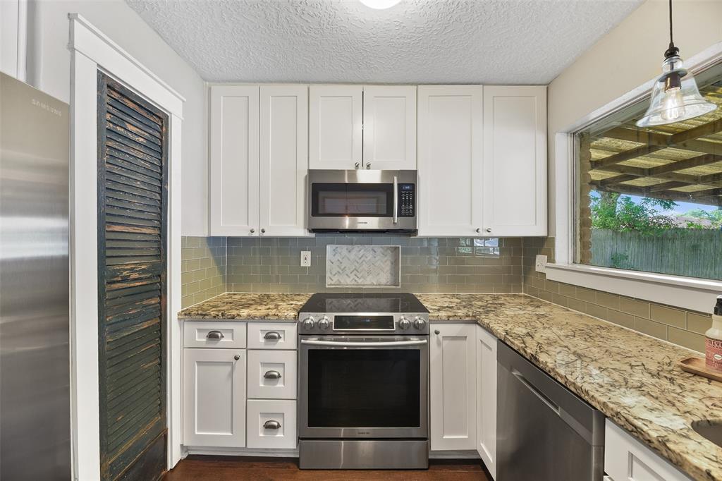 16819 David Glen Drive, Friendswood, Texas image 9