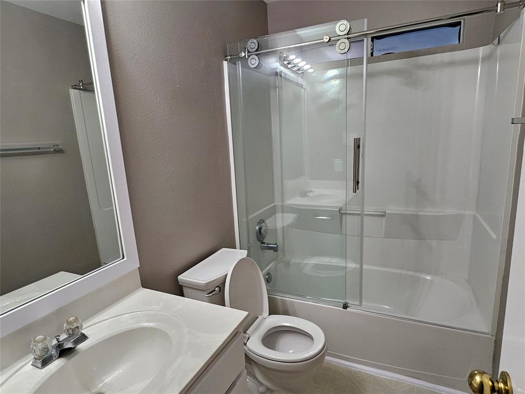 19411 Ambrosia Falls Drive, Tomball, Texas image 21
