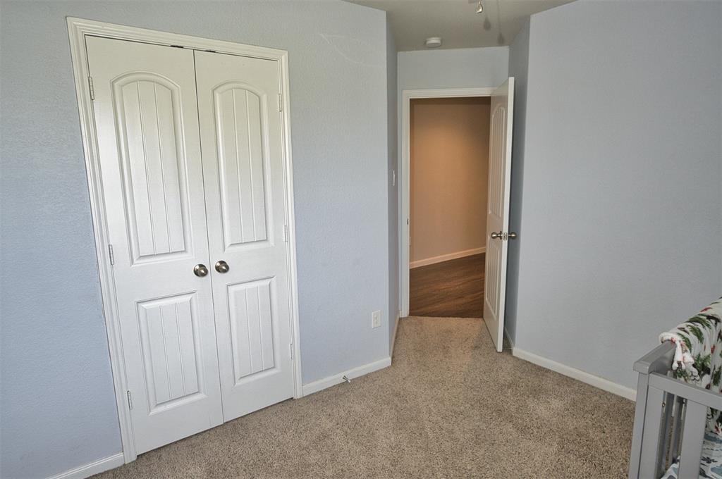 8203 Oakleaf Meadow Court, Rosharon, Texas image 10