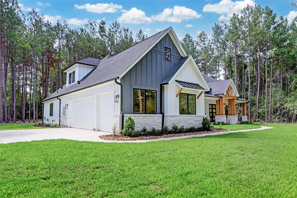 688 Lonestar Road, Huntsville, Texas image 3