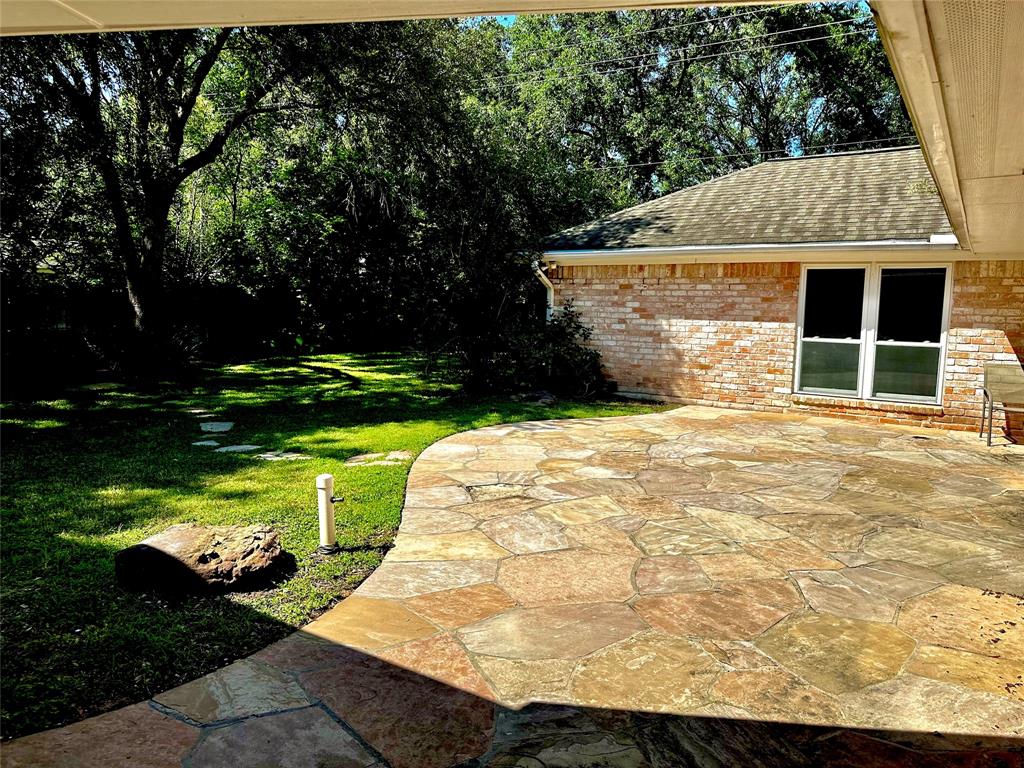 3007 Broadmoor Drive