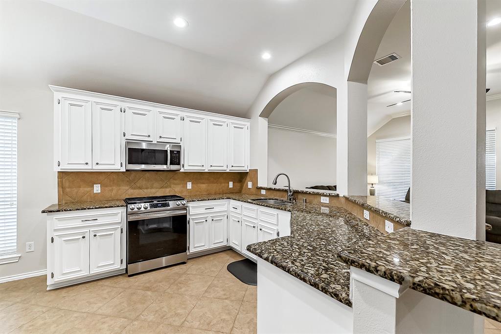 28210 Everett Knolls Drive, Katy, Texas image 10