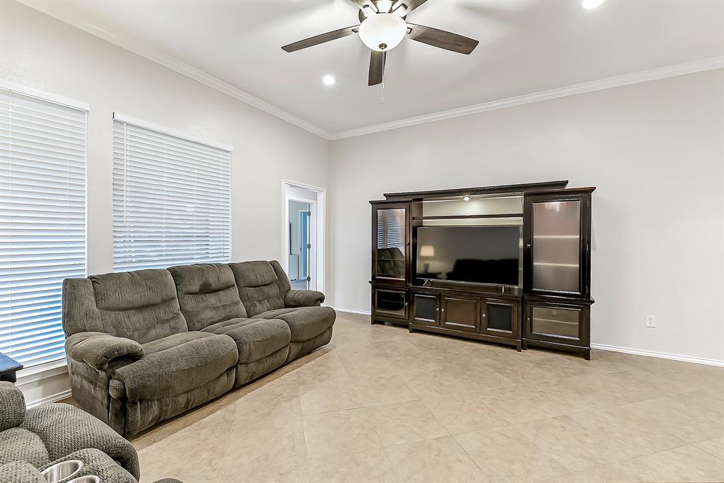 28210 Everett Knolls Drive, Katy, Texas image 16