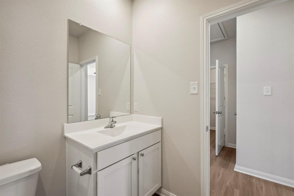 391 Kingston Way, Waller, Texas image 17