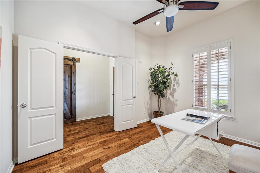 703 Doscher Lane, Sugar Land, Texas image 8