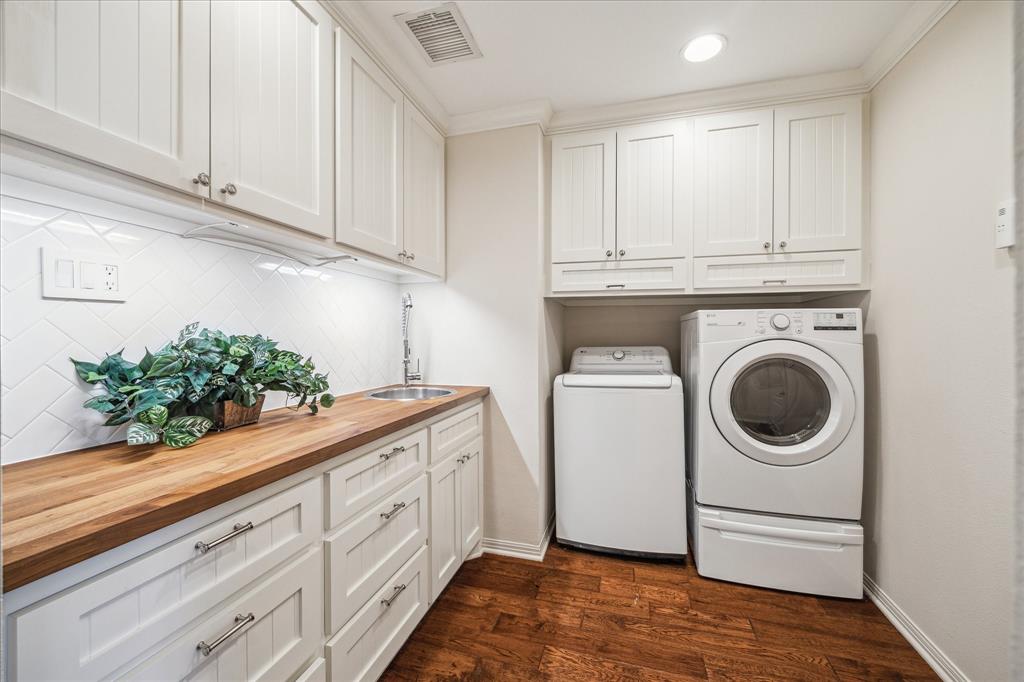 703 Doscher Lane, Sugar Land, Texas image 30