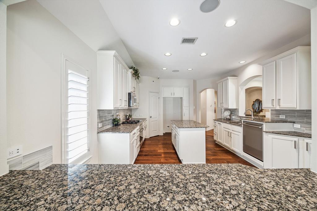 703 Doscher Lane, Sugar Land, Texas image 12