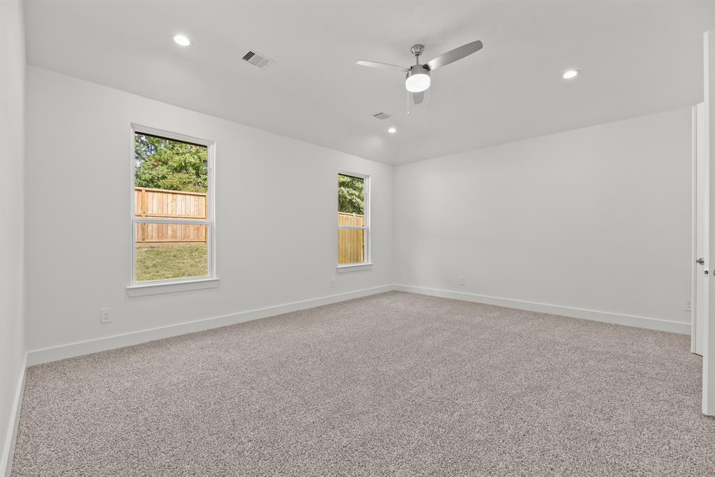 254 Springfield Terrace Court, Conroe, Texas image 11