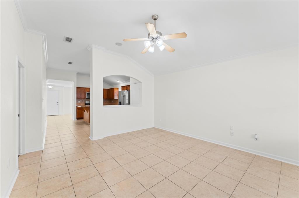 8434 Resada Park Lane, Richmond, Texas image 7
