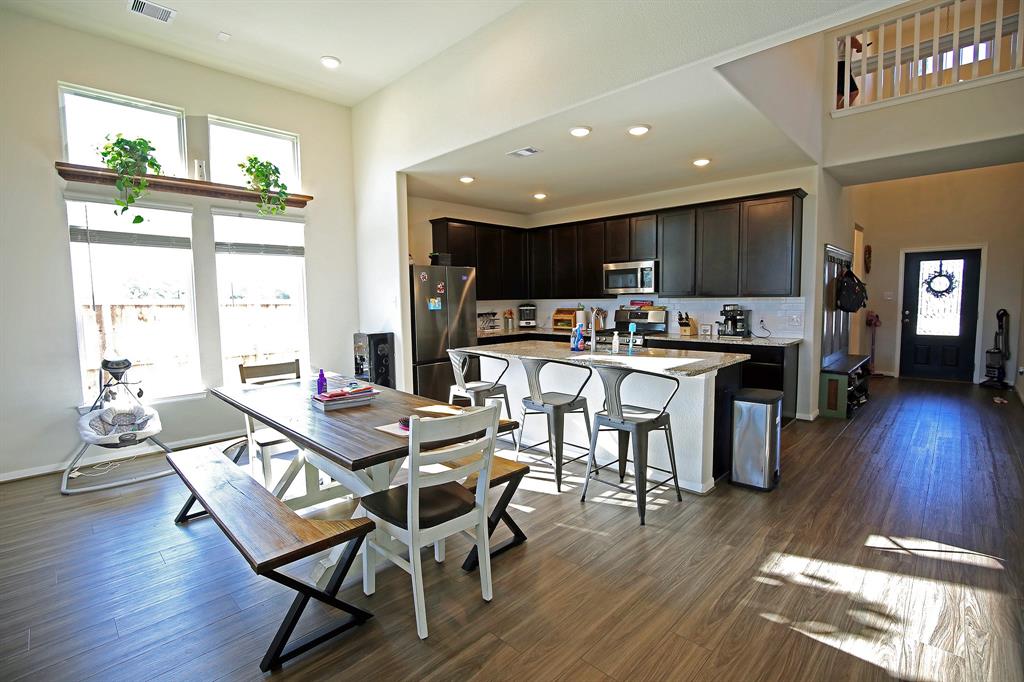 12139 Wooden Mill Lane, Santa Fe, Texas image 5