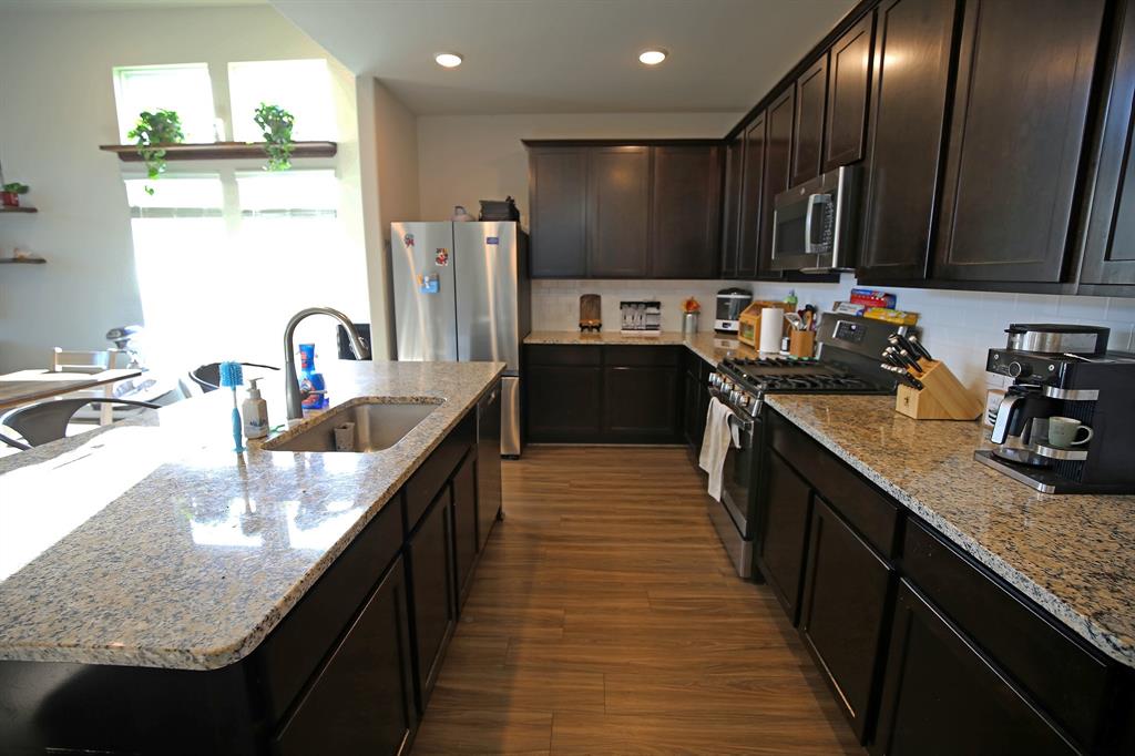 12139 Wooden Mill Lane, Santa Fe, Texas image 8