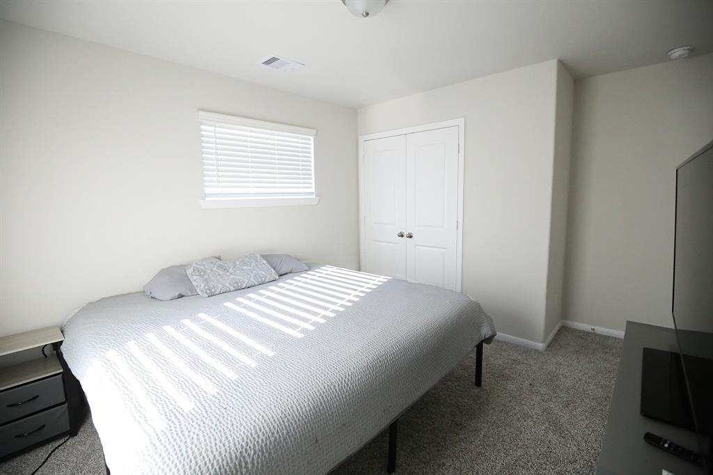 12139 Wooden Mill Lane, Santa Fe, Texas image 32