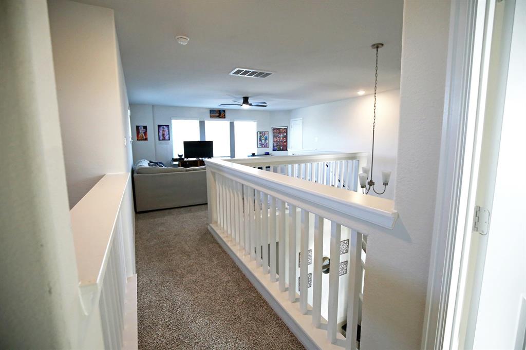 12139 Wooden Mill Lane, Santa Fe, Texas image 33