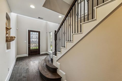 Single Family Residence in Sugar Land TX 1030 Old Oyster Trail 3.jpg