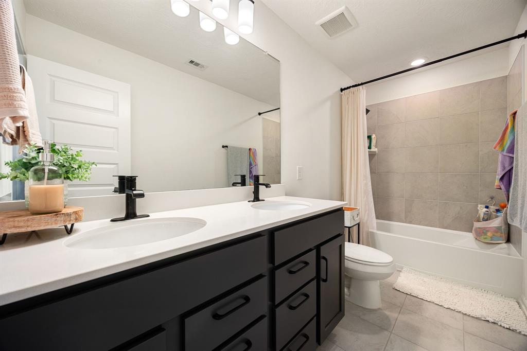 10726 Hidden Arrow Court, Humble, Texas image 22