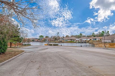 A home in Conroe