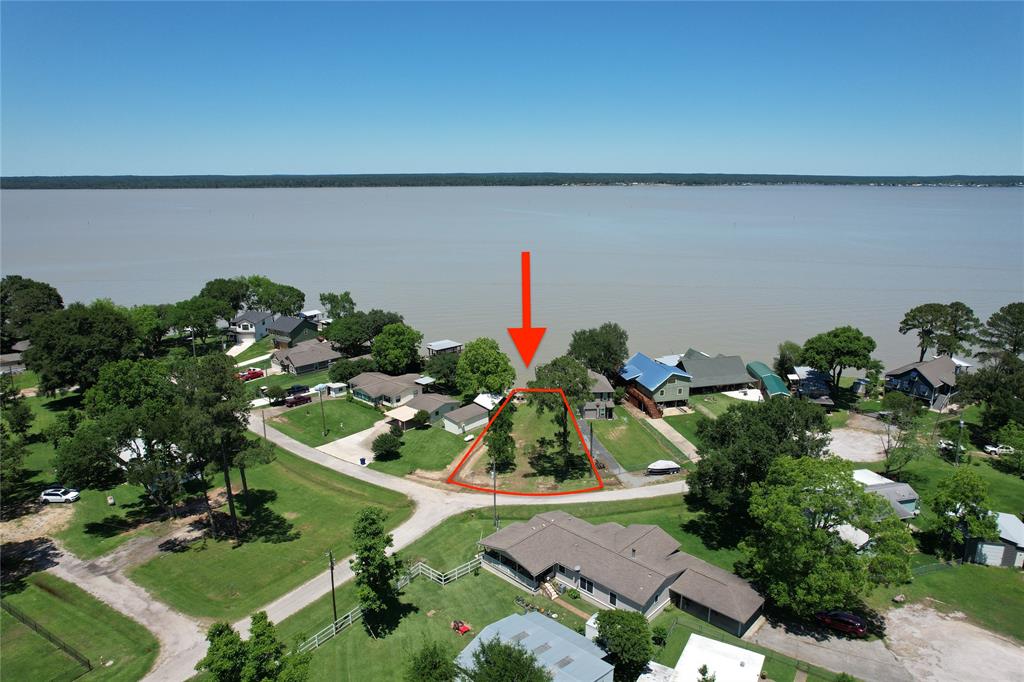 126 Fergeson Way, Point Blank, Texas image 1