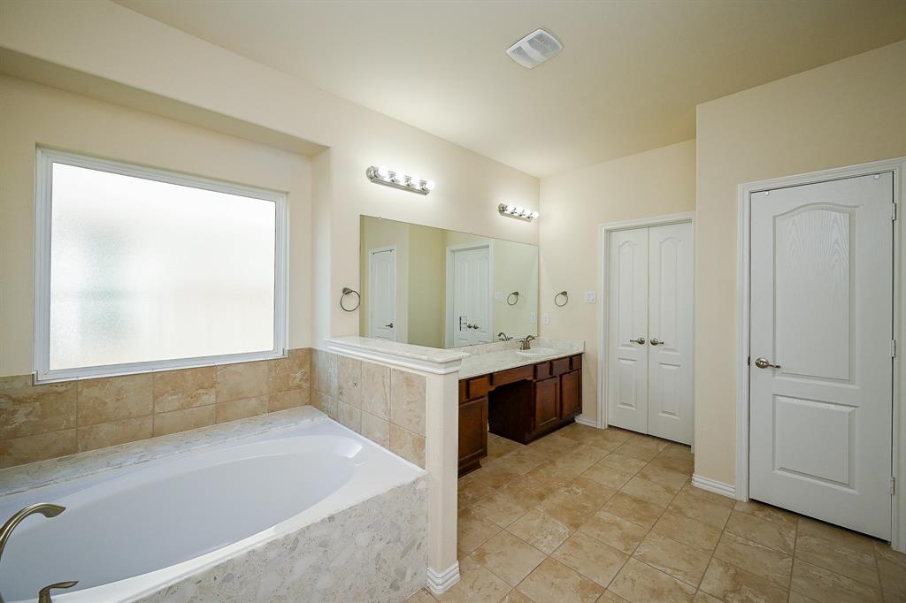 33010 Franklin Brooks Drive, Brookshire, Texas image 26