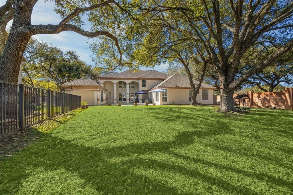 311 Lake Bend Drive, Sugar Land, Texas image 28
