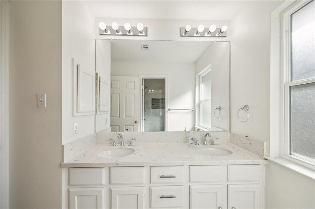 311 Lake Bend Drive, Sugar Land, Texas image 22