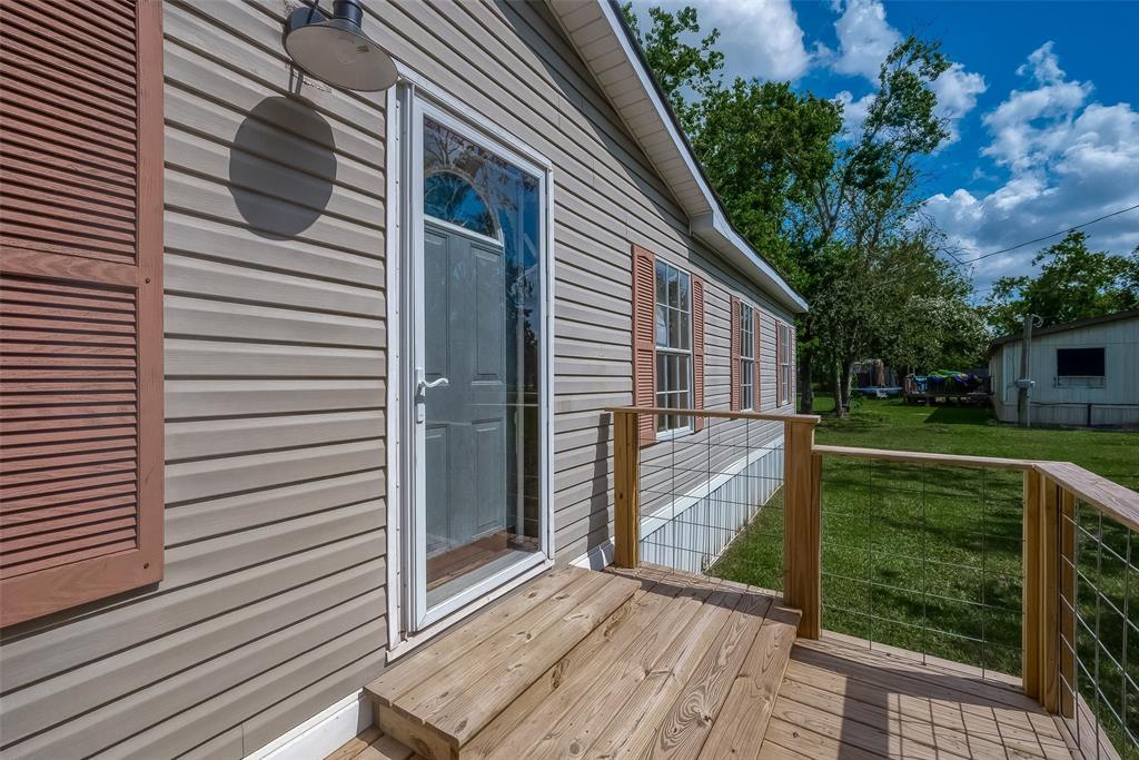 Photo 5 of 31 of 3002 Pisces Street mobile home