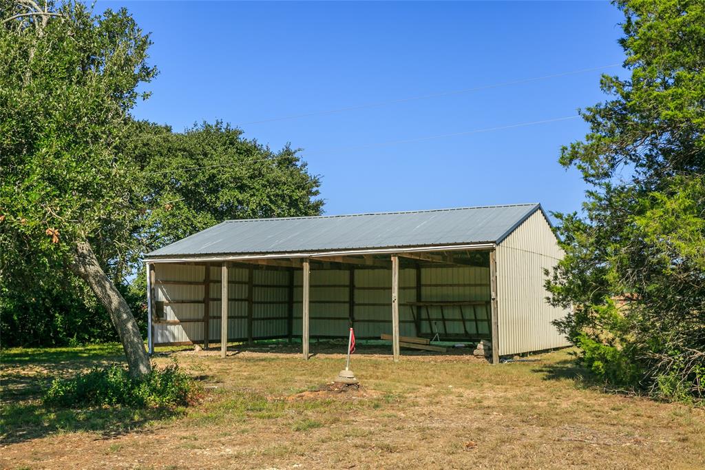 286 Lakewood Circle, Brenham, Texas image 9