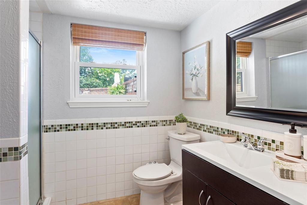 125 Saint Andrews Drive, Friendswood, Texas image 21