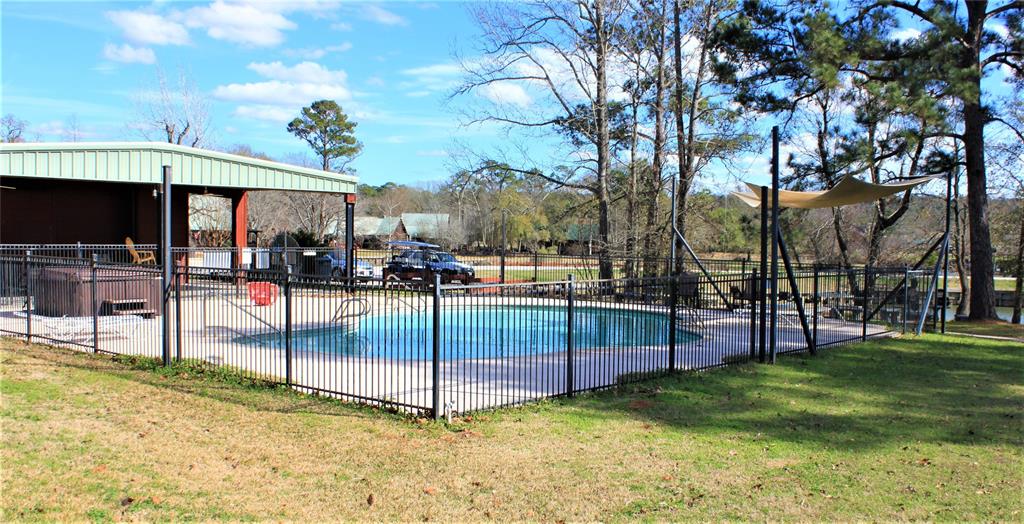 28 Wilderness Trail, Huntsville, Texas image 4