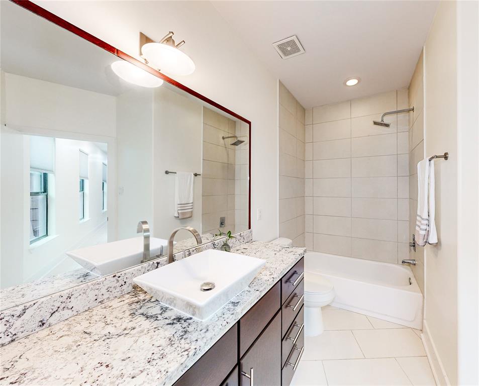 1767 Michigan Street, Houston, Texas image 23