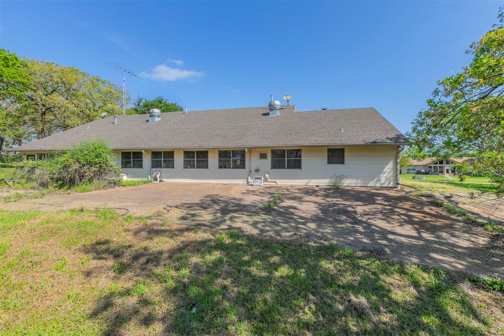 180 Fcr 797, Donie, Texas image 36