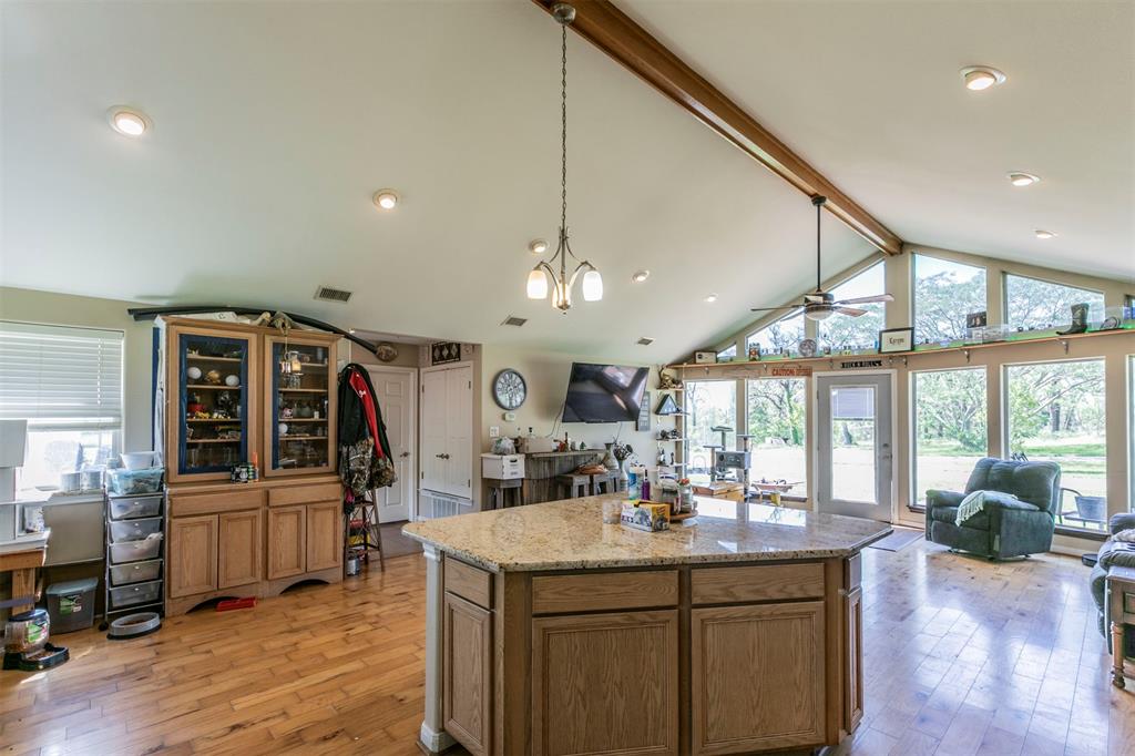 180 Fcr 797, Donie, Texas image 30