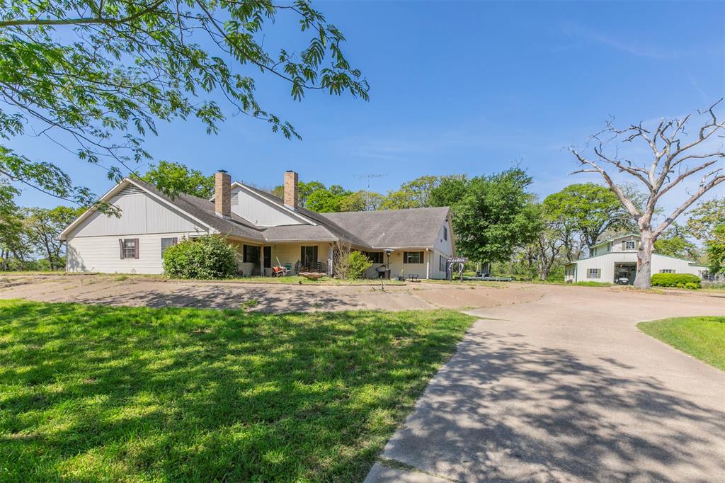 180 Fcr 797, Donie, Texas image 2