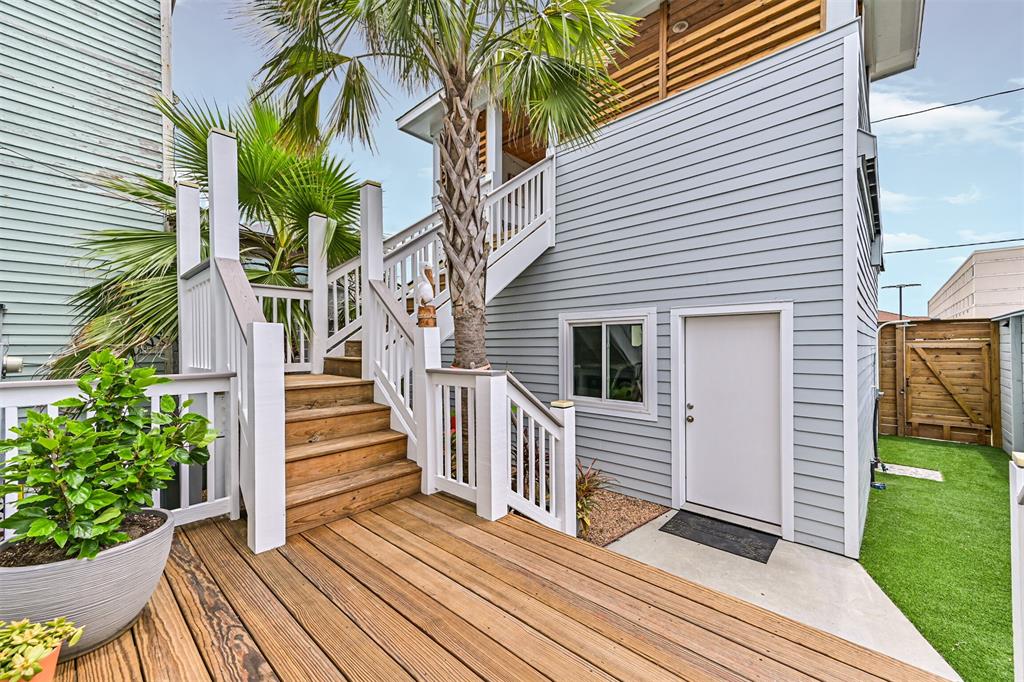 2211 Bernardo De Galvez Avenue, Galveston, Texas image 4