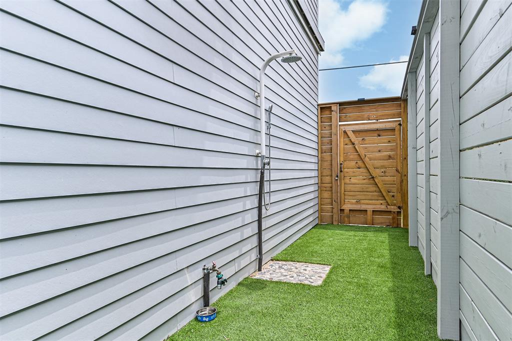 2211 Bernardo De Galvez Avenue, Galveston, Texas image 38