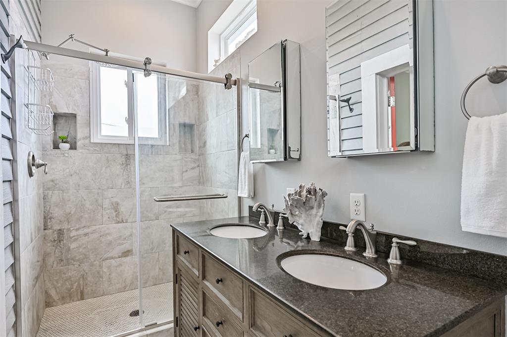2211 Bernardo De Galvez Avenue, Galveston, Texas image 28
