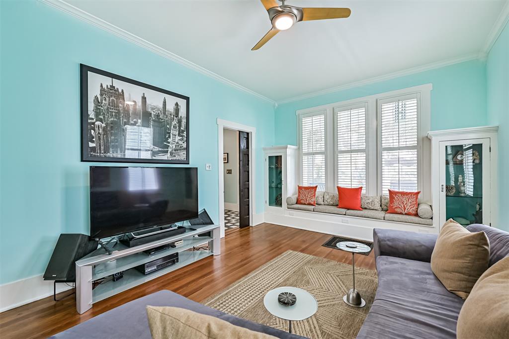 2211 Bernardo De Galvez Avenue, Galveston, Texas image 12