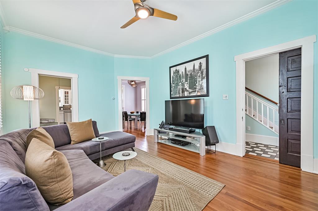 2211 Bernardo De Galvez Avenue, Galveston, Texas image 11