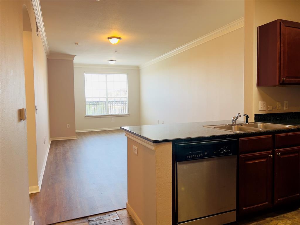 7575 Kirby Drive #3403, Houston, Texas image 2