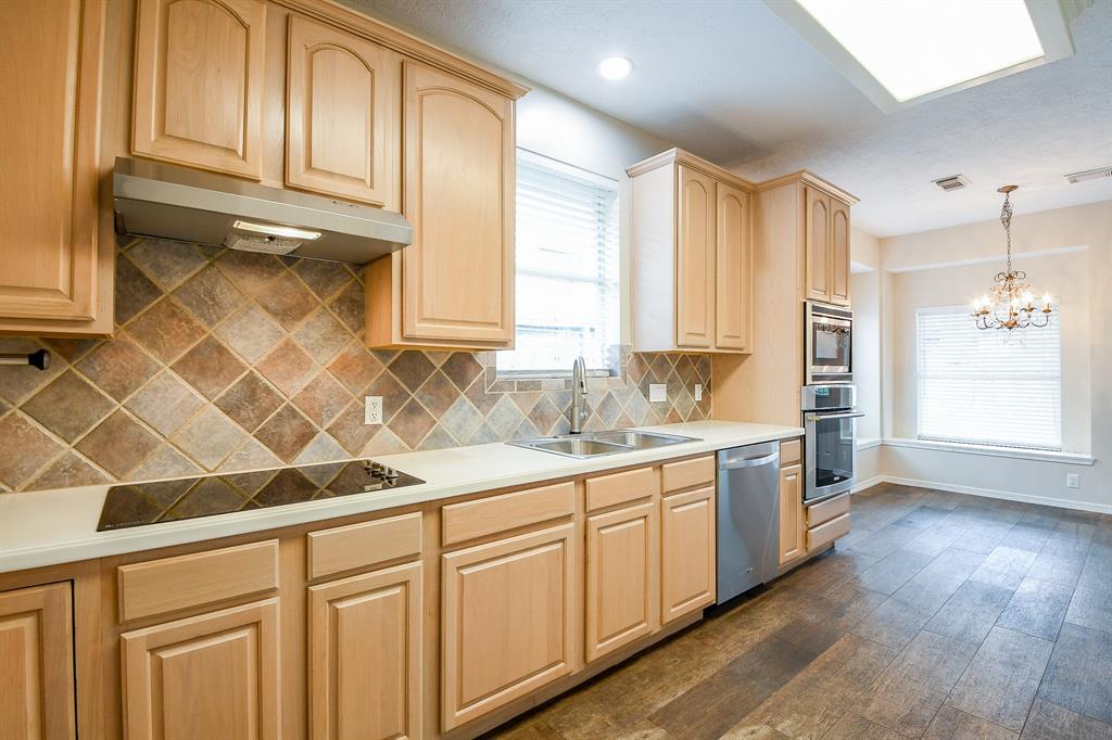 241 Blue Hill Drive, Montgomery, Texas image 7