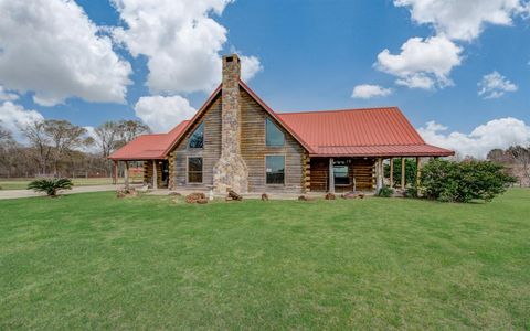 Single Family Residence in Liberty TX 1210 County Road 2106 1.jpg