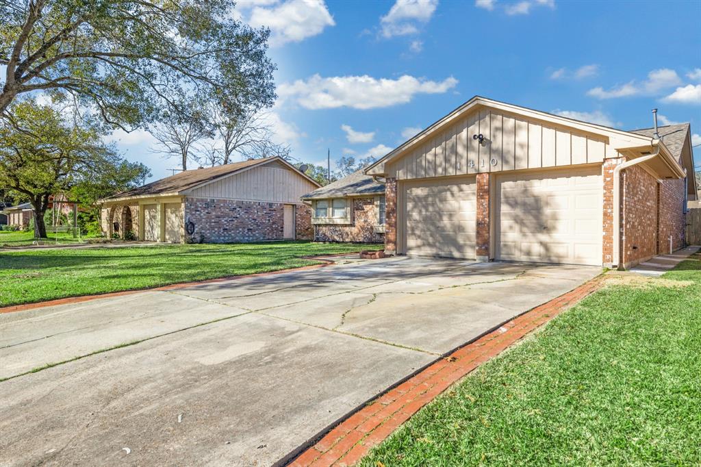 1410 Sherwood Street, Baytown, Texas image 2