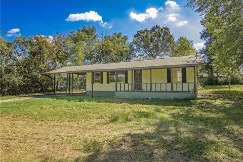 A home in Lufkin