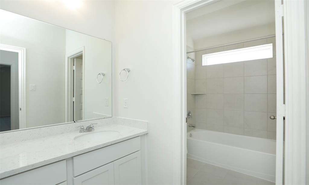 324 Ice Shore Trail, Dayton, Texas image 28