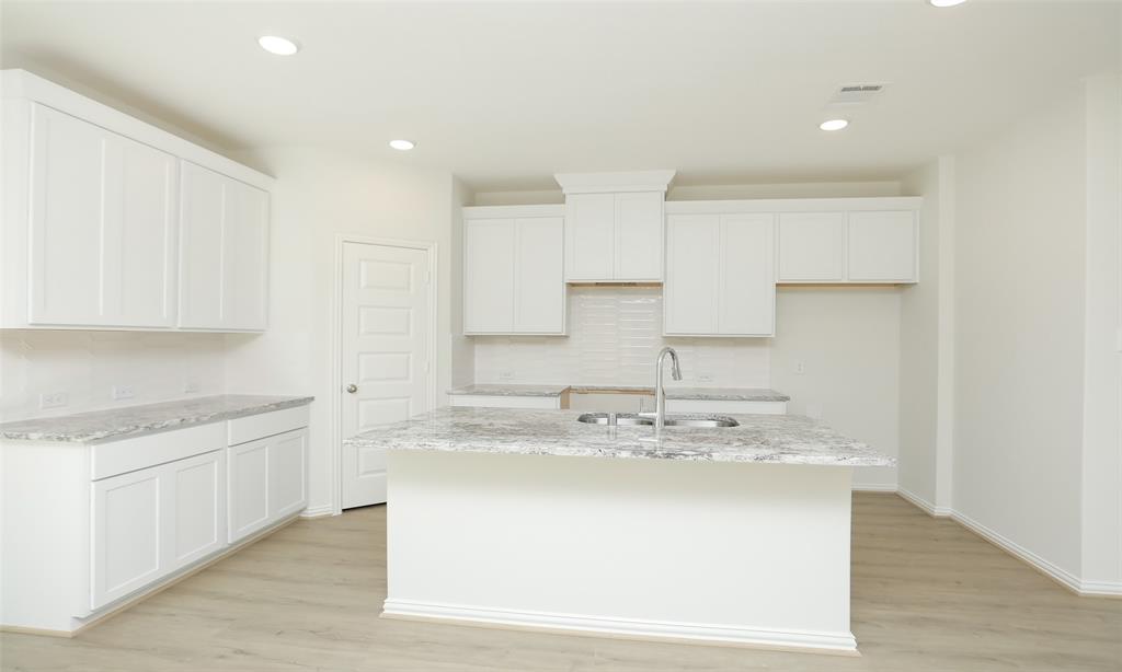 324 Ice Shore Trail, Dayton, Texas image 11