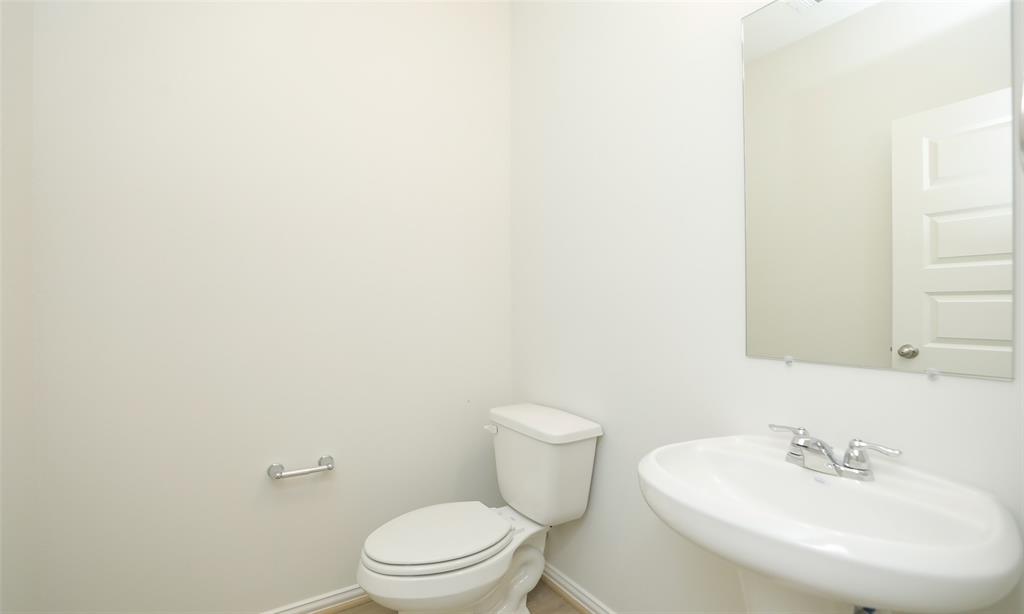 324 Ice Shore Trail, Dayton, Texas image 8