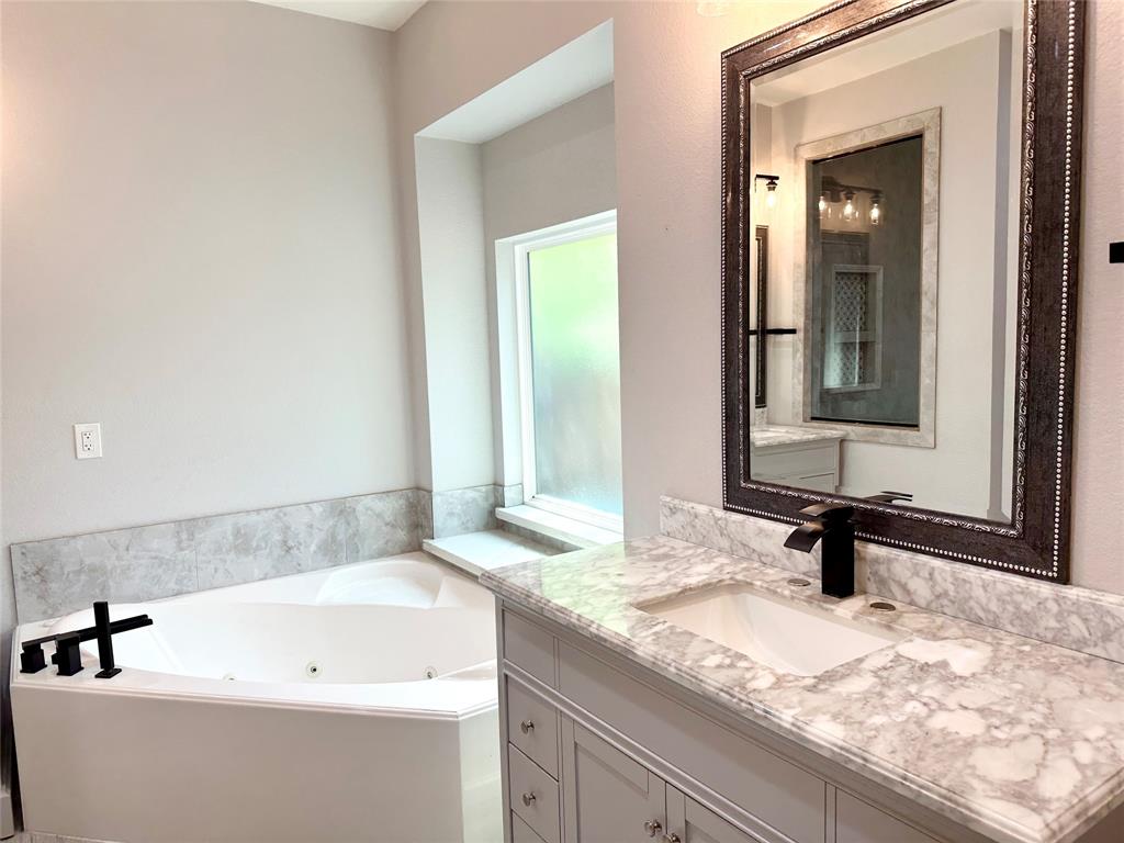 11315 Alcott Drive, Montgomery, Texas image 11