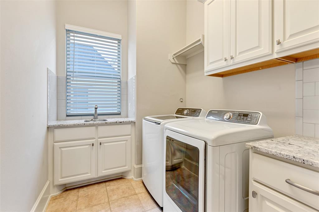 860 Dunleigh Meadows Lane, Houston, Texas image 23