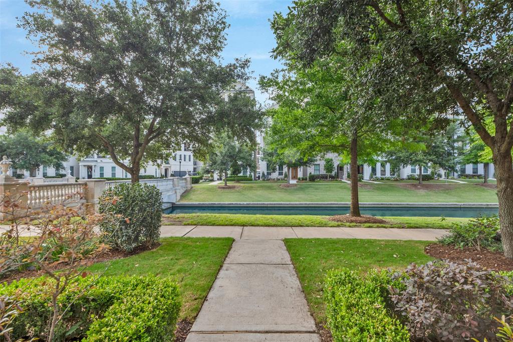 860 Dunleigh Meadows Lane, Houston, Texas image 3